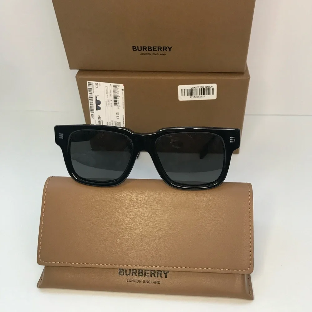 New - BURBERRY Hayden BE4394 square sunglass black frame with dark grey lenses.